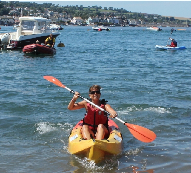 e-19762789-6-control-the-kayak165416370216541637596430.jpg