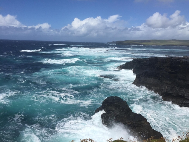  As belas águas de Kilkee 