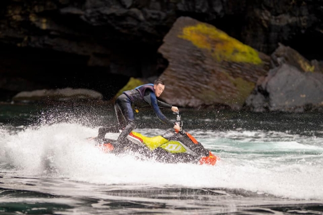  antecipando o próximo Jetski Move 