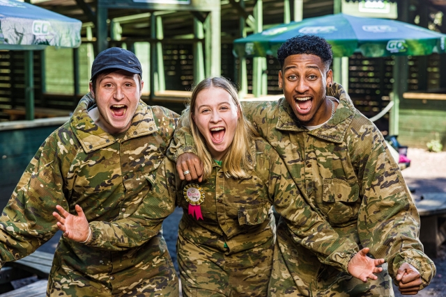 Avoir un jeu de laser tag amusant 