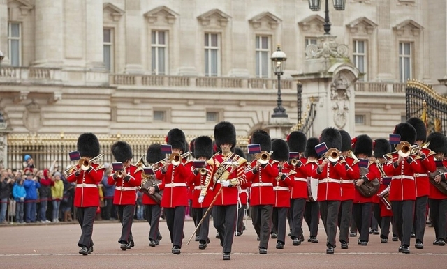 Take with you a Royal Experience