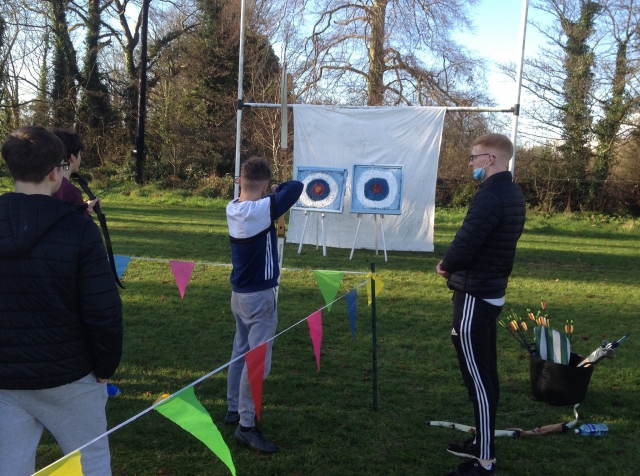  Prueba su objetivo en Archery -9999- Indoor Rock Trewbing es muy divertido 