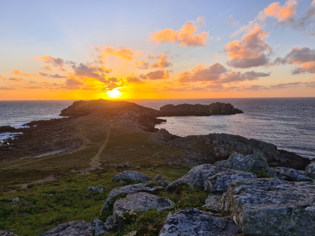  Genießen Sie den wunderschönen Sonnenaufgang 
