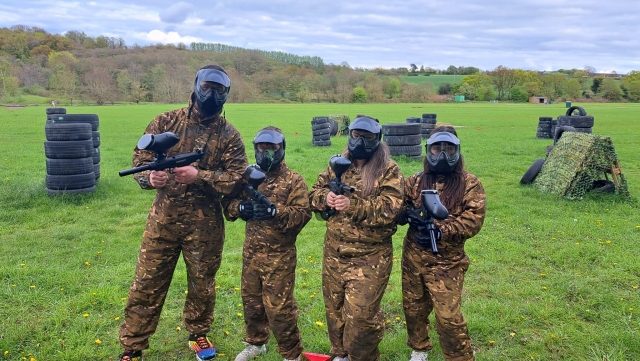  与朋友共度美好时光