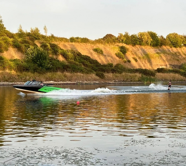  Nous travaillons avec le meilleur personnel 
