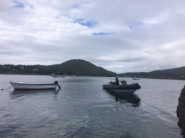  嘉里的趣味游船之旅 