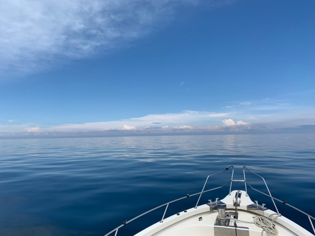  Profitez de l'atmosphère paisible sur l'eau 