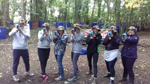  在我们的场地团队乐趣 