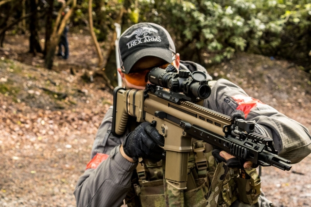  Desfrute de um jogo de base militar 