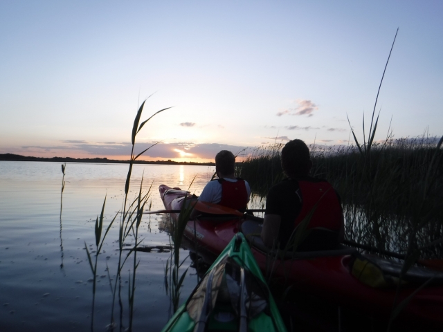  Kayak au coucher du soleil 
