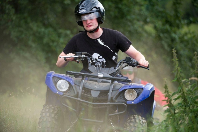Explorer avec un quad