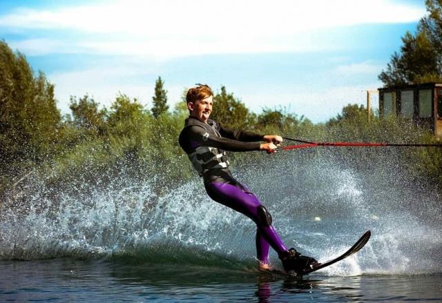  Apprenez à surfer sur certaines vagues 