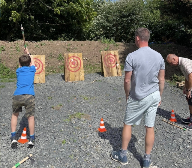 Jeder ist herzlich willkommen!