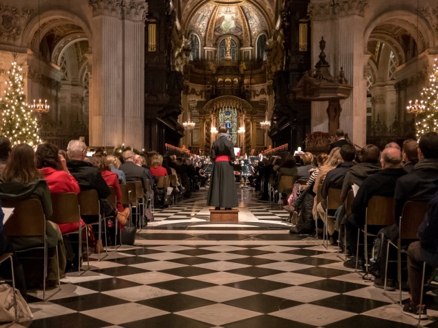  Regelmäßiges Gottesdienstprogramm 