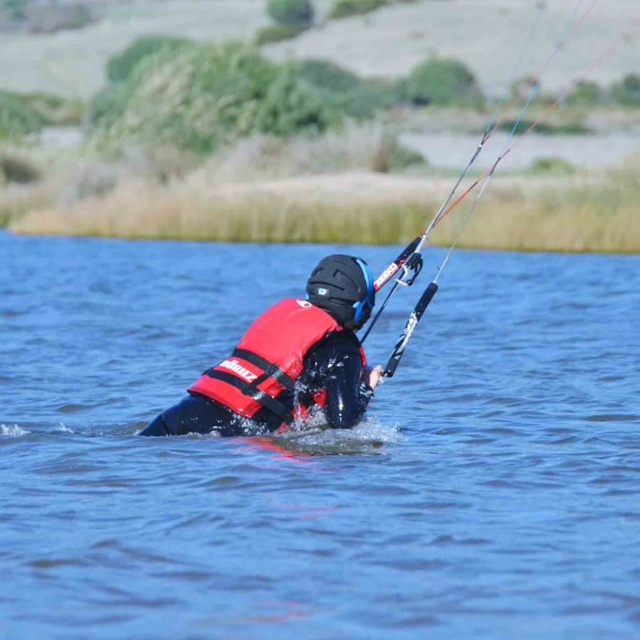 kitesurfing lesson