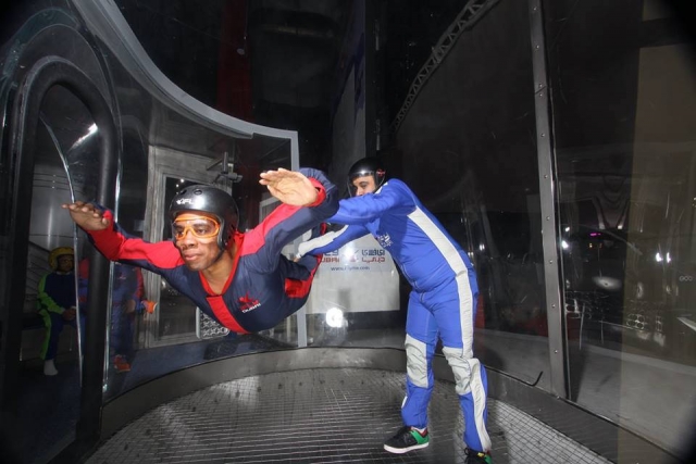  Indoor-Fallschirmspringen ist ein tolles Abenteuer für alle.jpg 