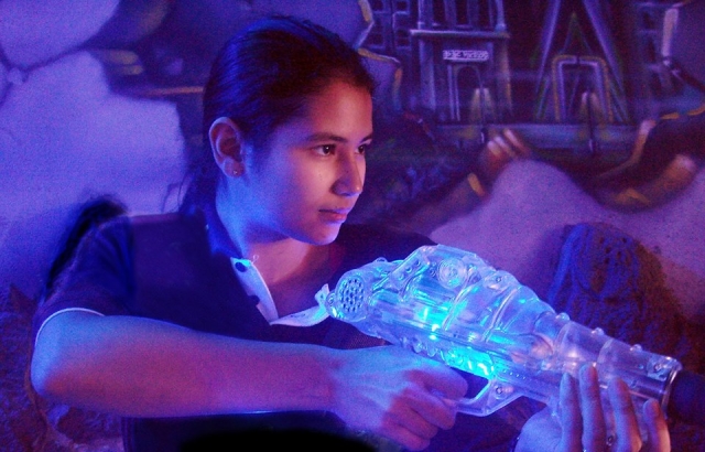 我们这里度过了美好的下午