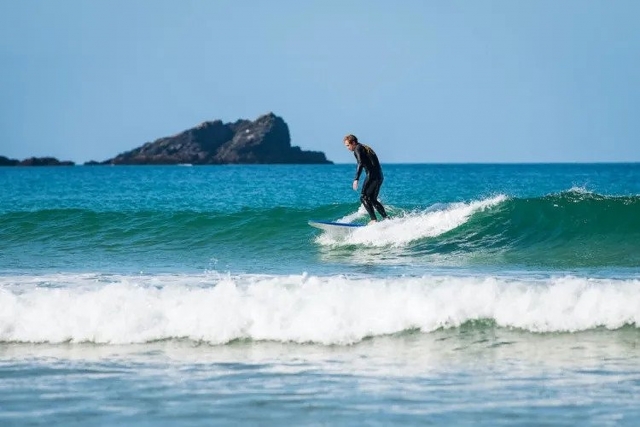  Il surf è molto divertente 
