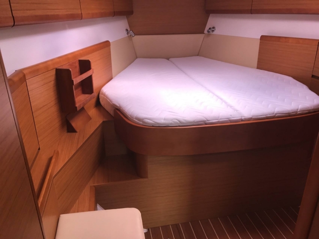  Jeanneau Sun Odyssey 45, una delle camere da letto