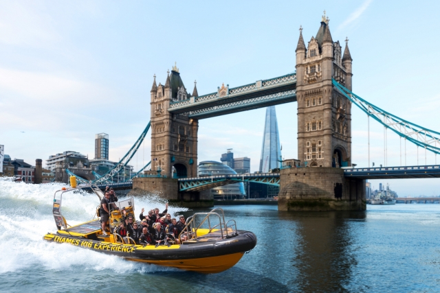  Tower Bridge 