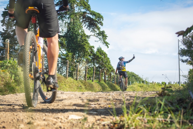  Vélo en groupe 