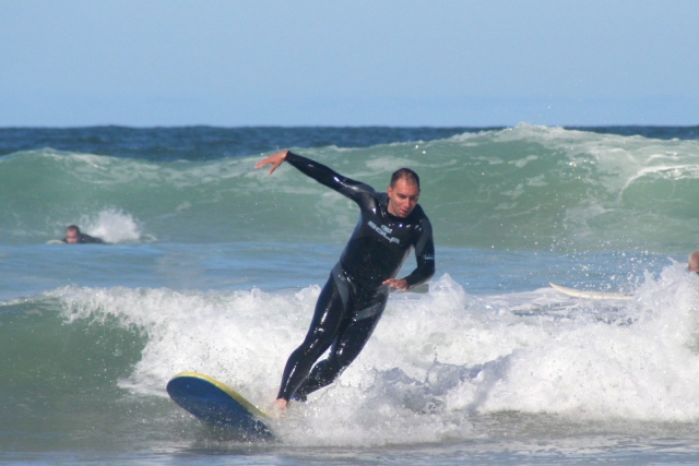 Learning to surf