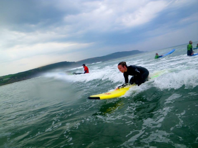  surfer entre amis 