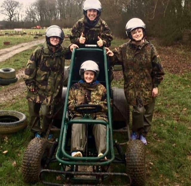  Visite en buggy entre amis 
