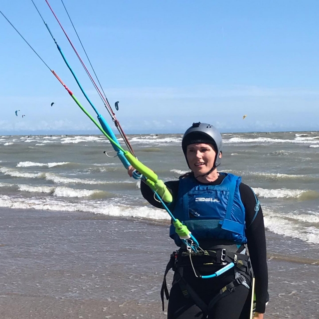 private kitesurfing lessons