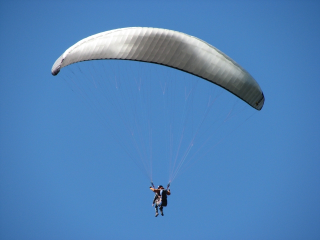  Paragliding mit Freunden 