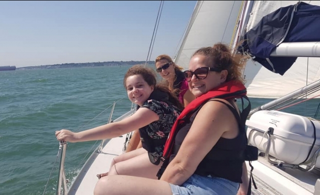 Yachting in Hamble 