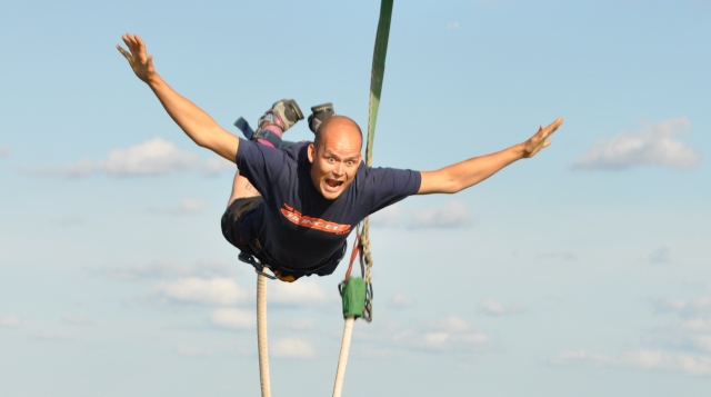 Goditi un Bungee Jump 
