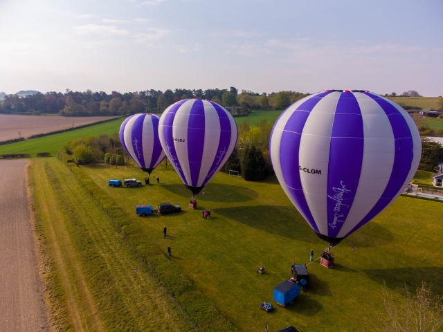  Steigen Sie in einen Ballon