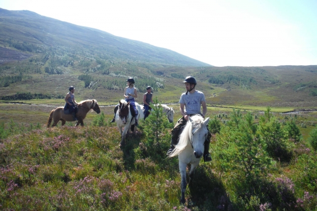  Personnes en route vers le sommet 