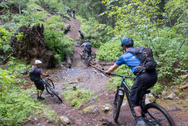 Prenez votre vélo pour faire une belle balade 