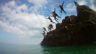 Session Coasteering et Mega Sup à Lee Bay 3h