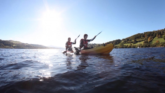 Aproveite esta aventura de remar 