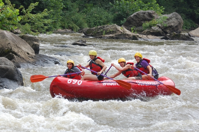 Aventure de rafting en eaux vives 