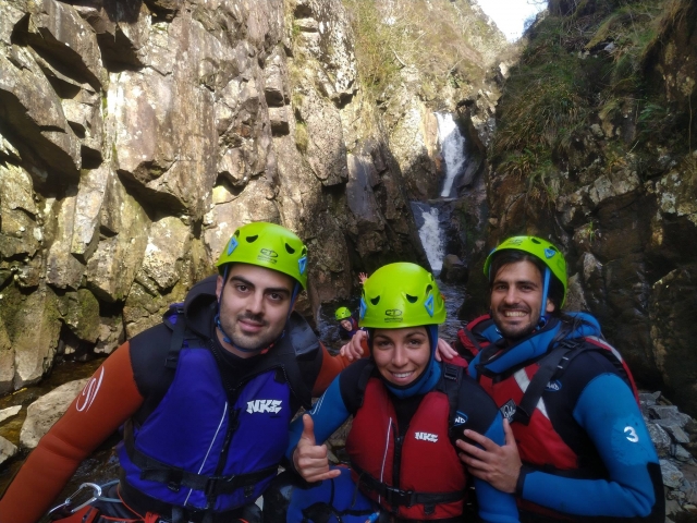  Con gli amici facendo Canyoning 