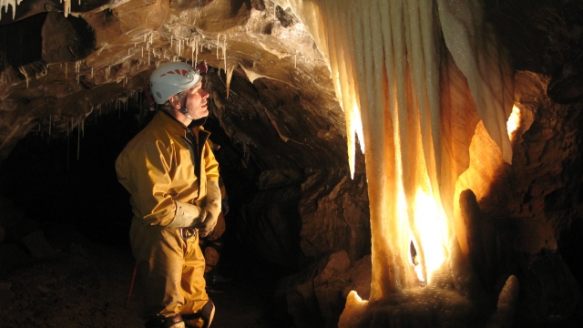 Erkundung der Unterwelt von Derbyshire 