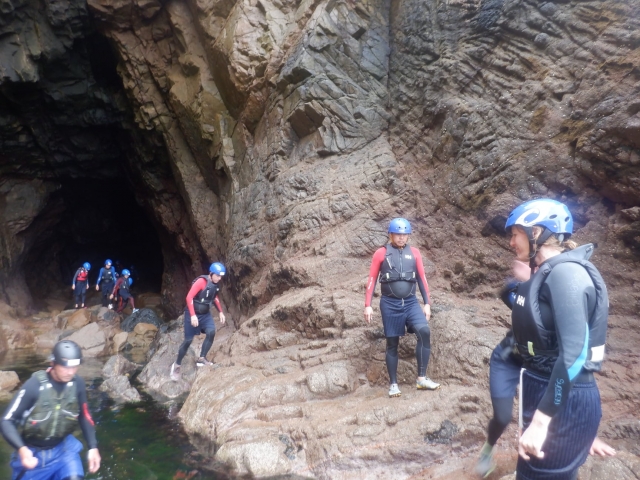 Plan de Coasteering perfecto para compartir 