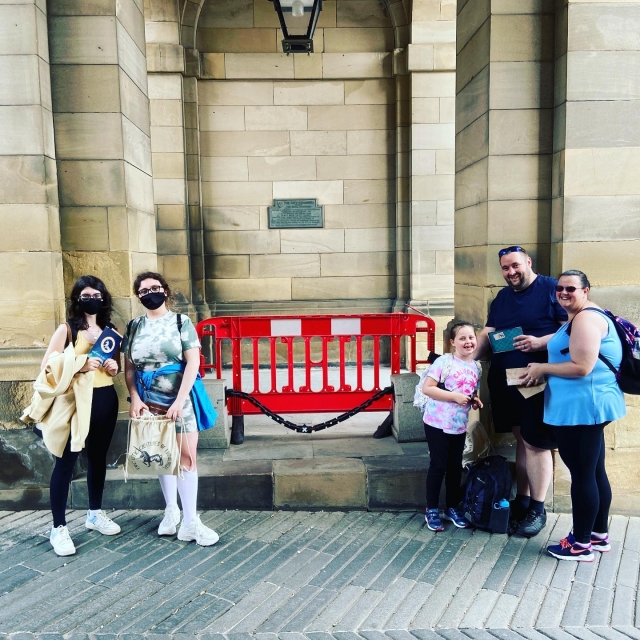  Esplorando la città di Edimburgo 