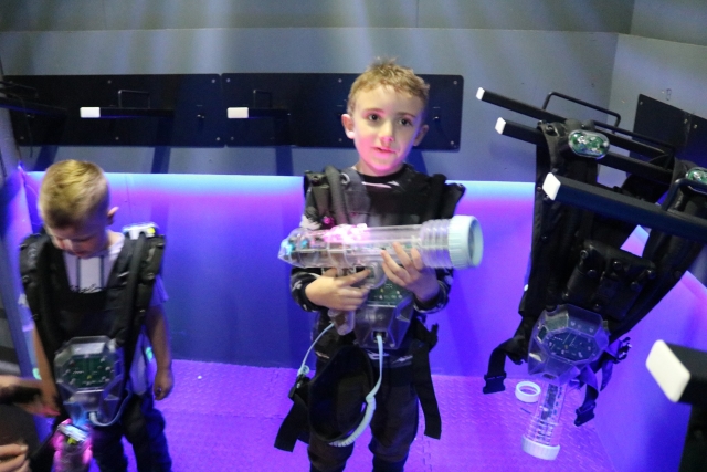  Auch die Kleinen können sich an einem Laser-Tag-Spiel erfreuen 