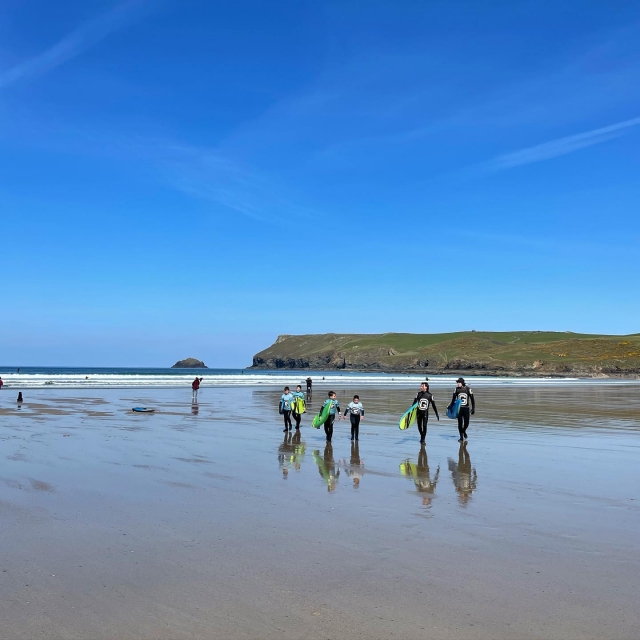  Buchen Sie Ihre Surfsession 