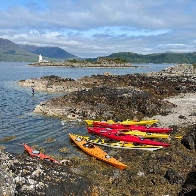  Contamos con múltiples kayaks 