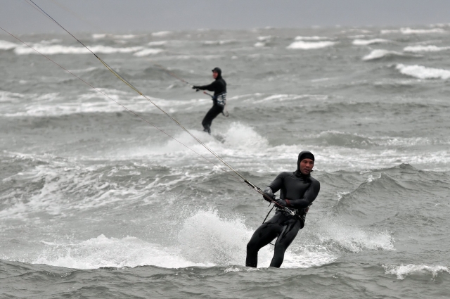 Kiteboarding sicuro con gli altri 