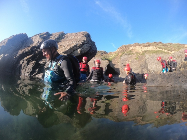  Explorer le Devon avec le coasteering 