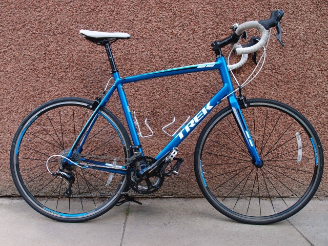 Bicicletta con drop bar perfetta per un tour 