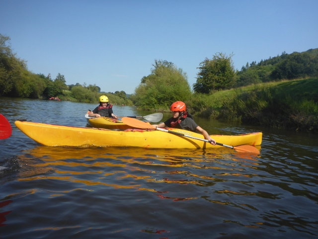 Kayak sotto il sole 