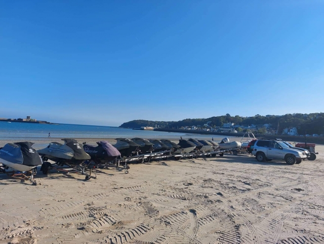  Bateaux de jet ski 